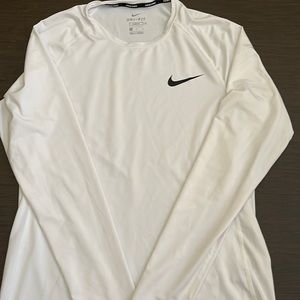 Nike Pro Dri-Fit Slim Fir-Size Medium